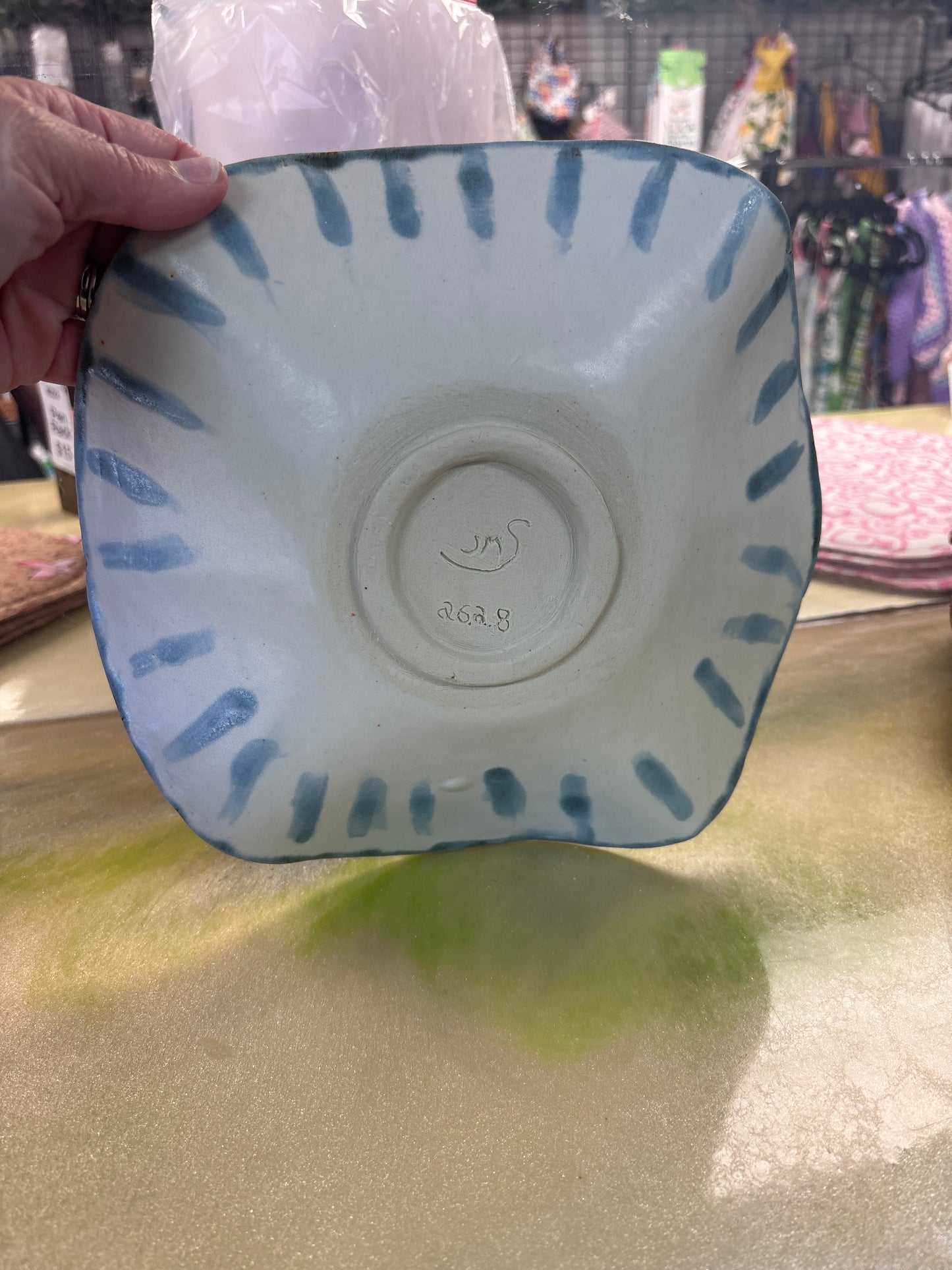  Wavy deco bowl