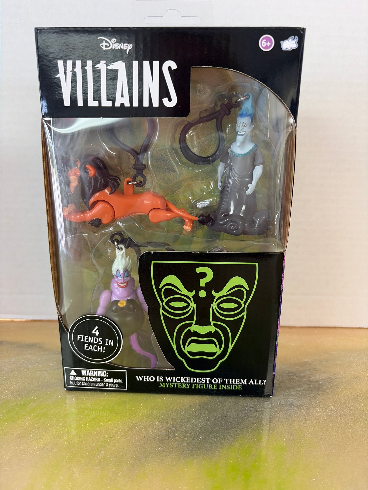 Disney villains keychain set