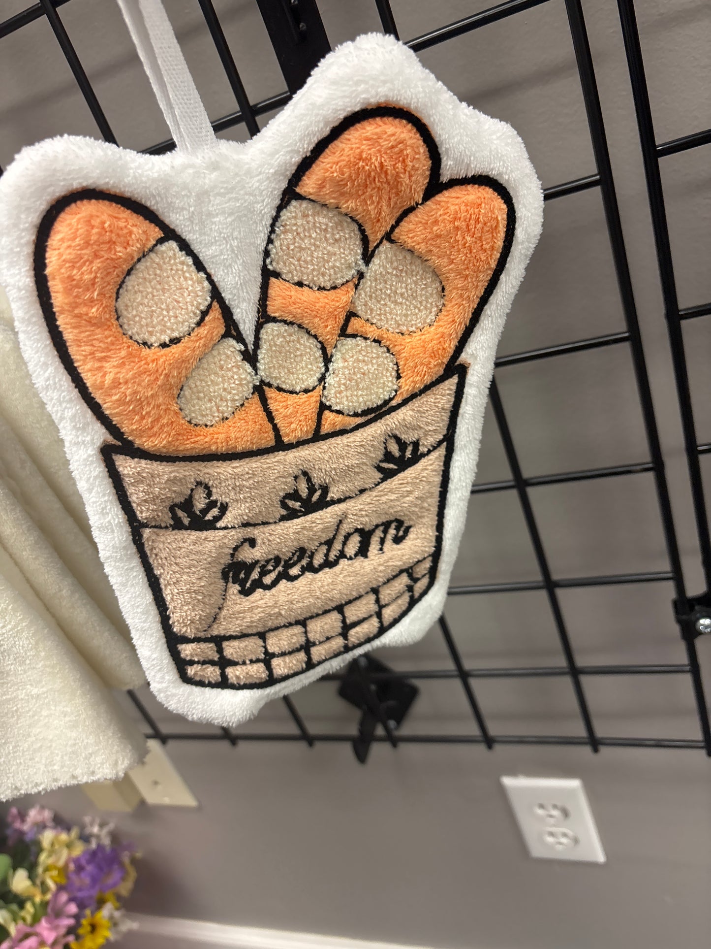 Hand towel & oven mitt