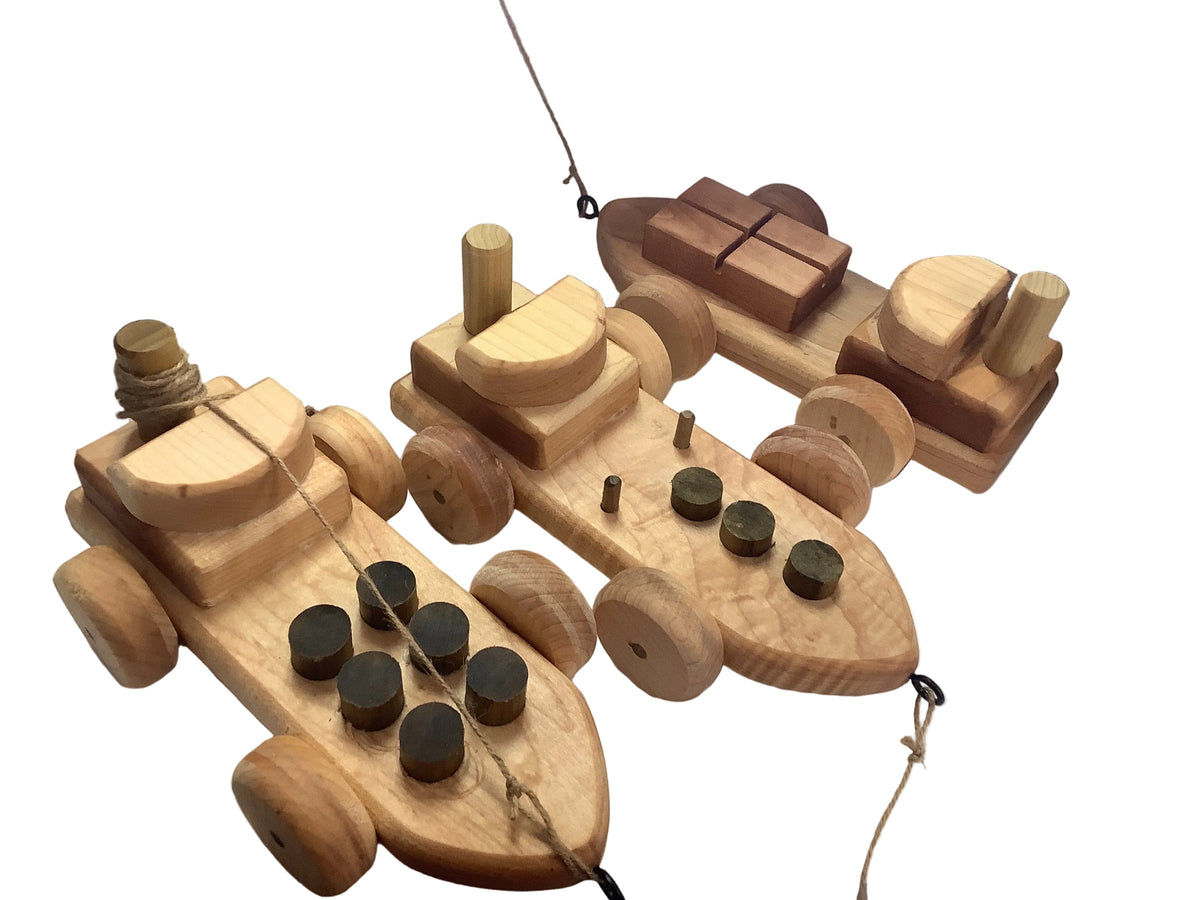 Set of 3 wooden toys