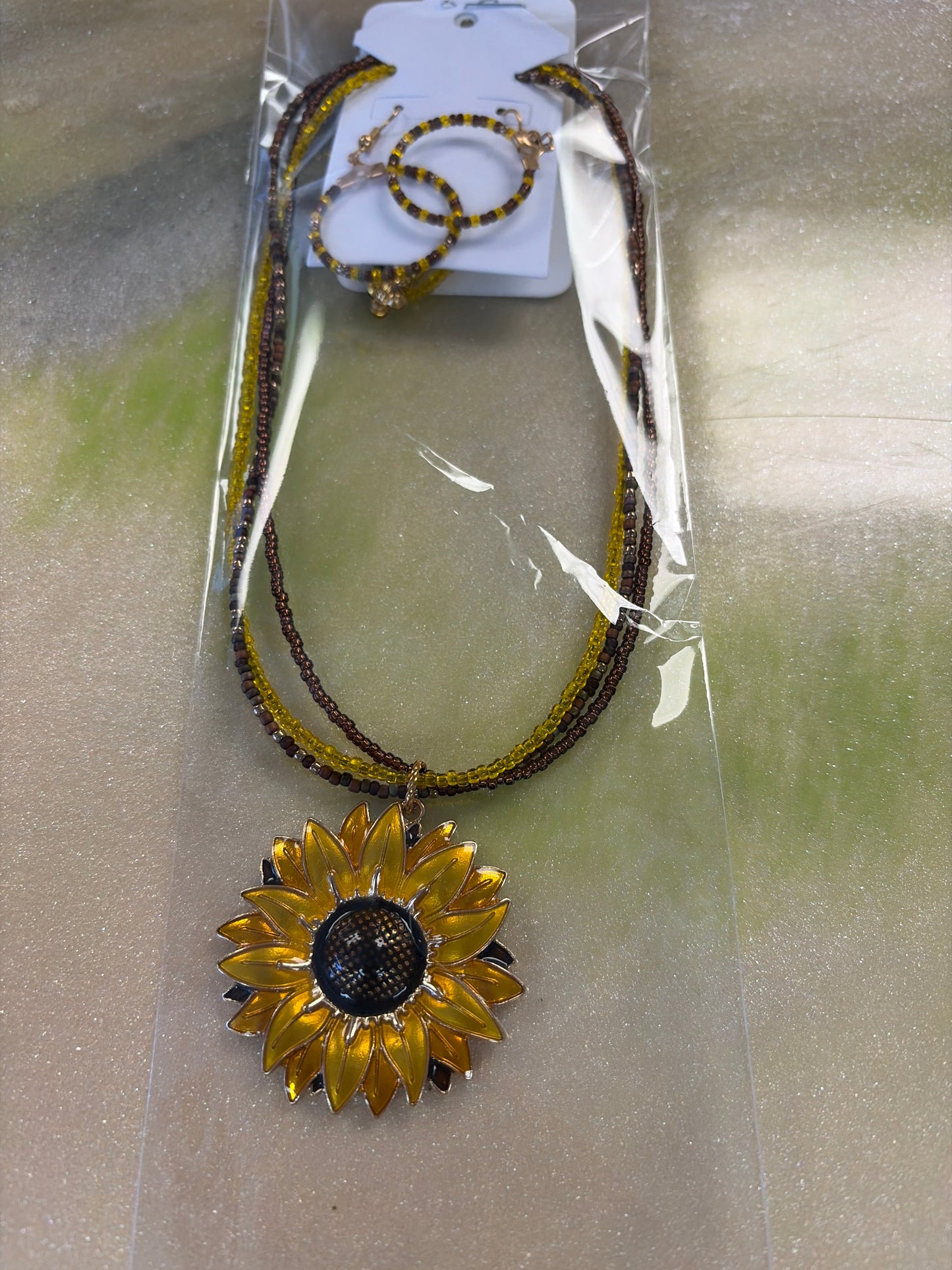 Necklace & Earring set