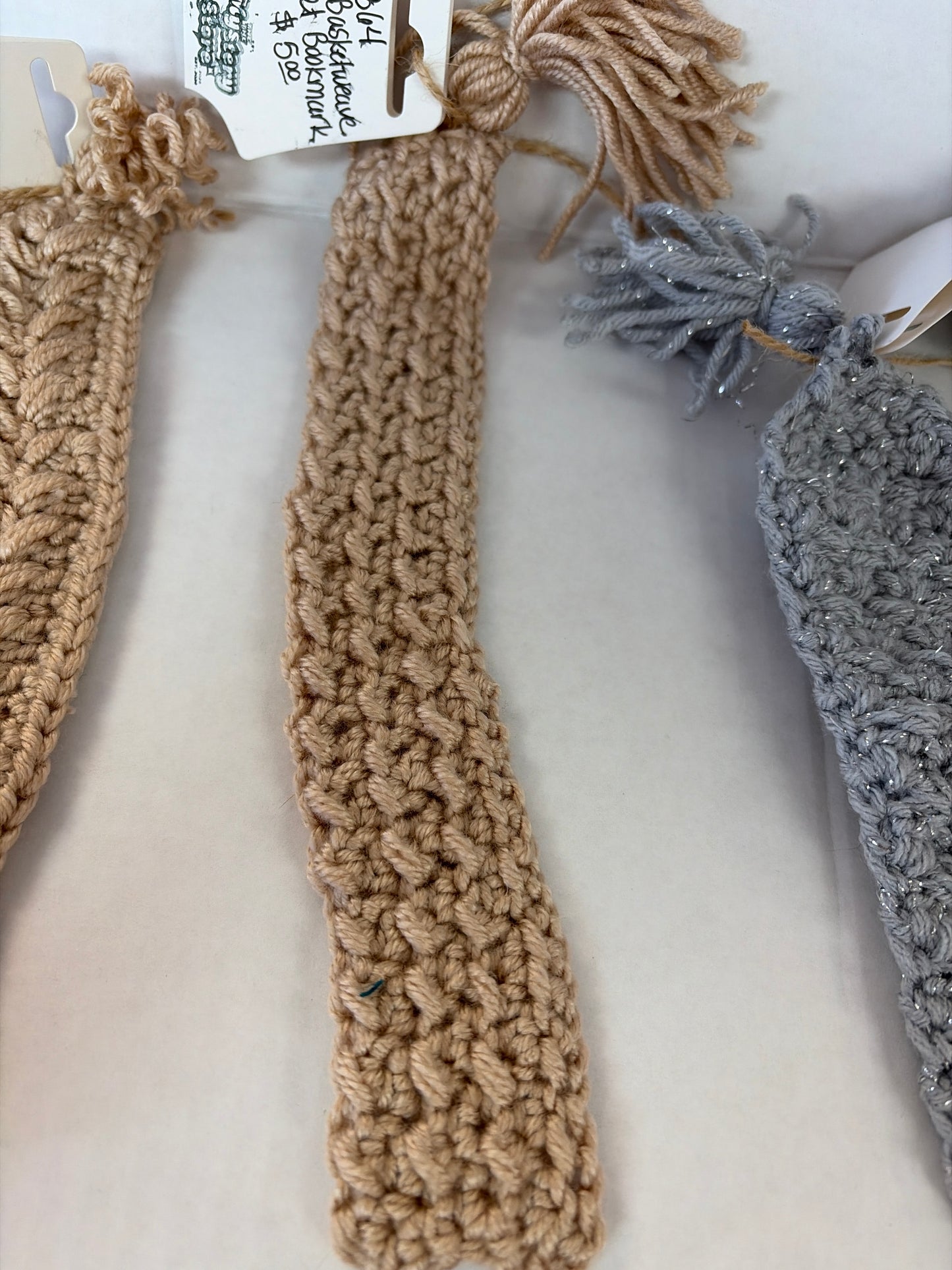 Crochet bookmark