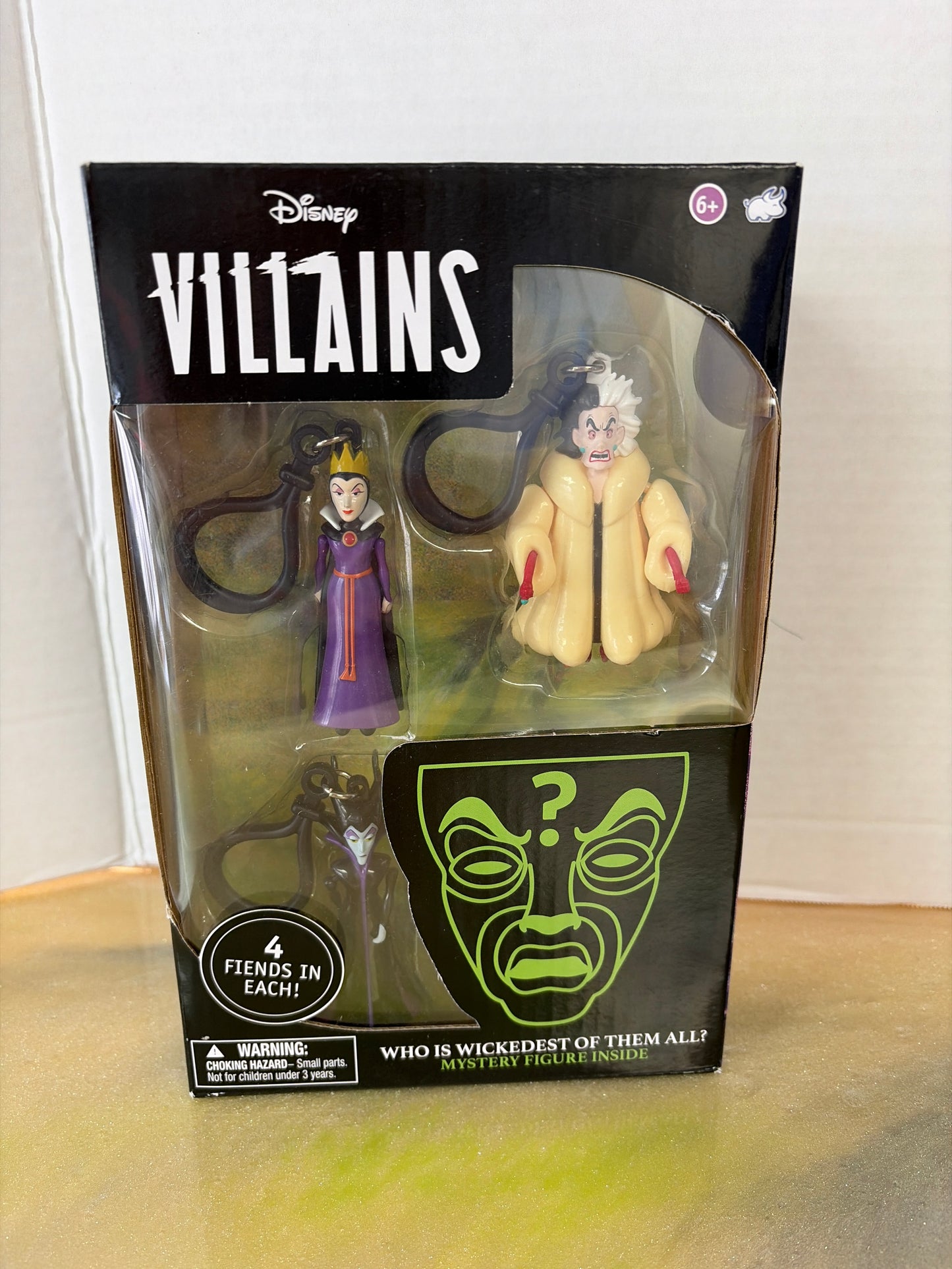 Disney villains keychain set