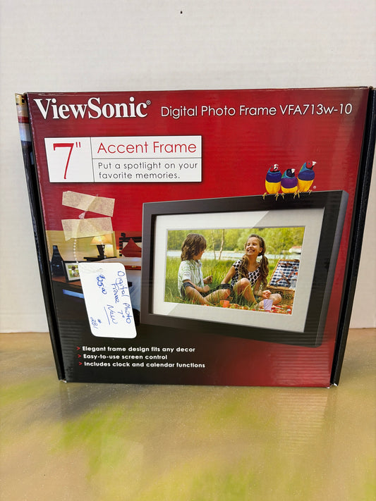 Digital photo frame