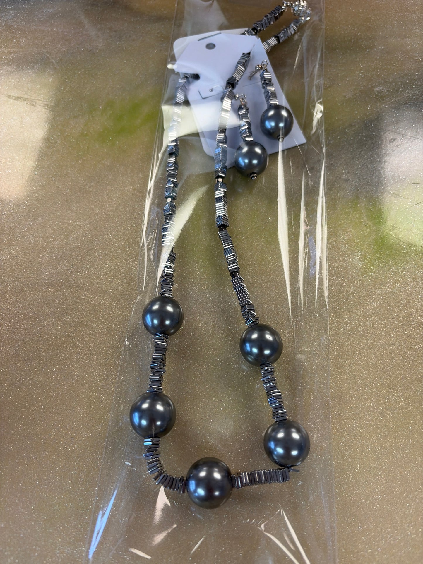 Necklace & Earring set