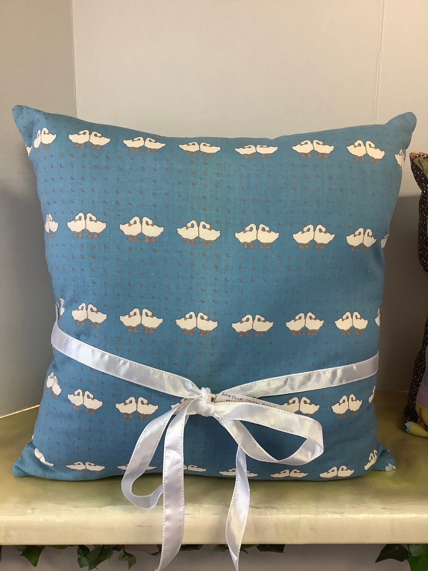 Set of 2 Throw Pillows