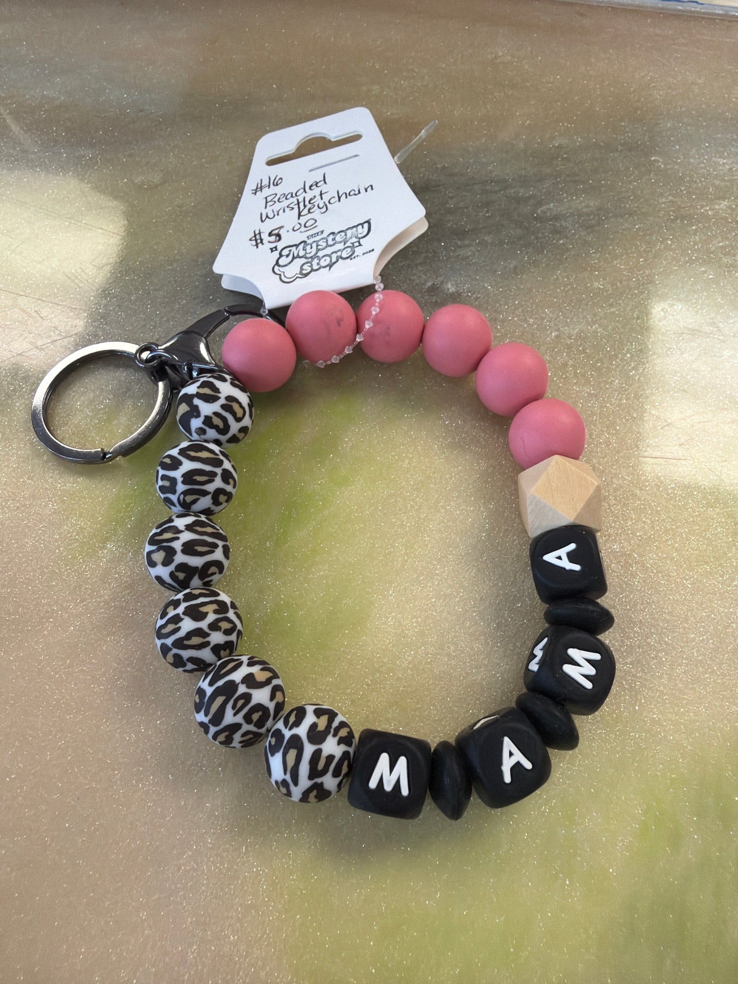 Beaded wristlet keychain