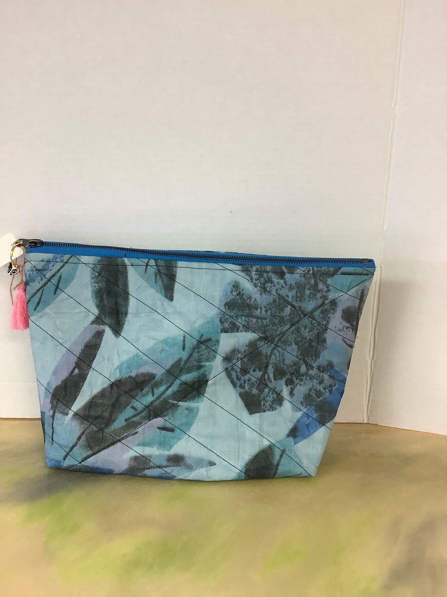 Large leaf bag