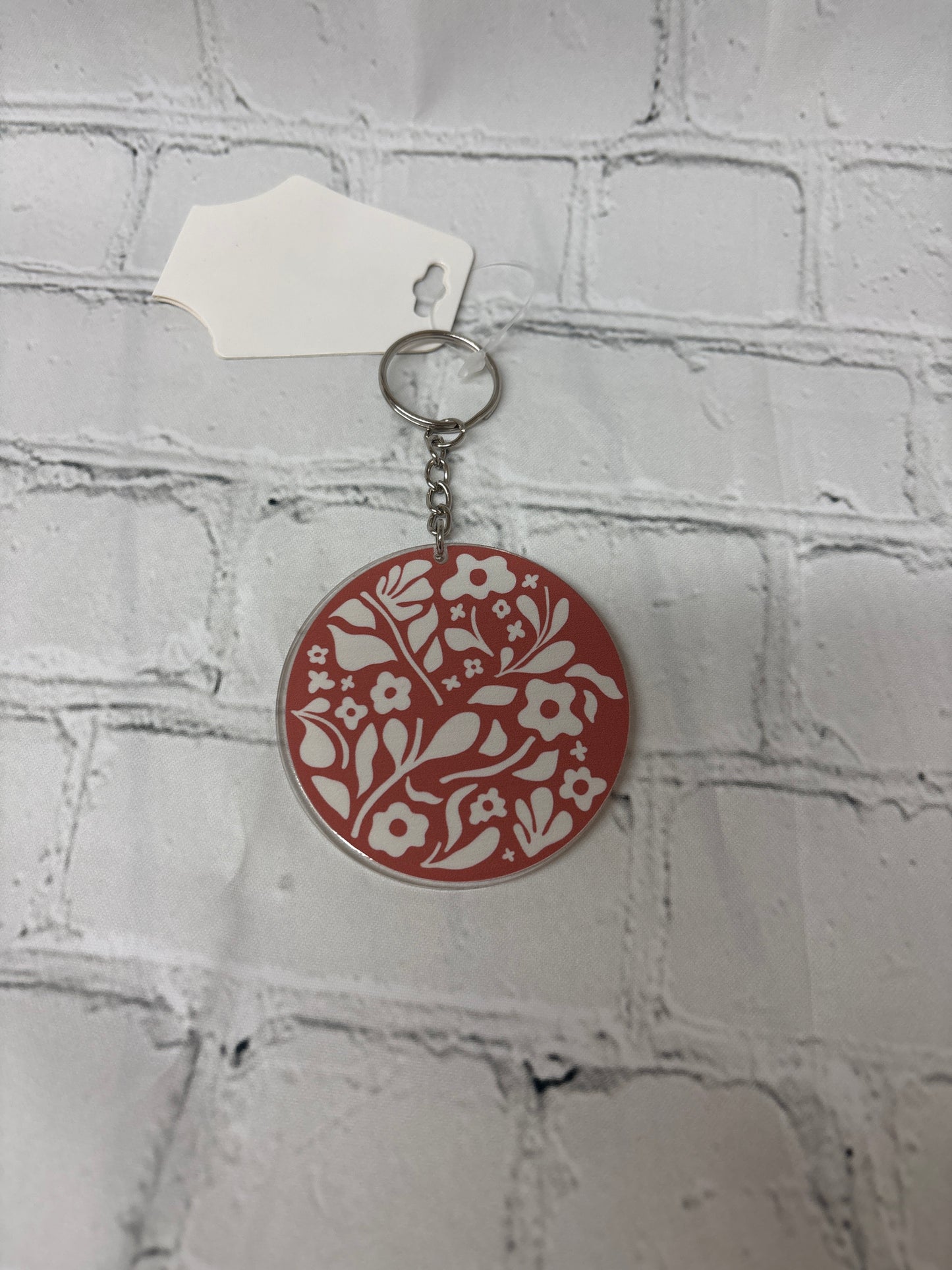Round floral keychain