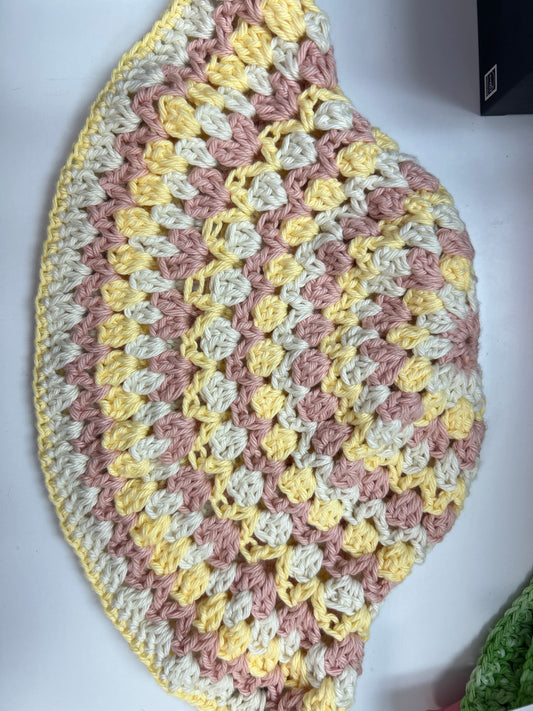 Crotchet bucket hat