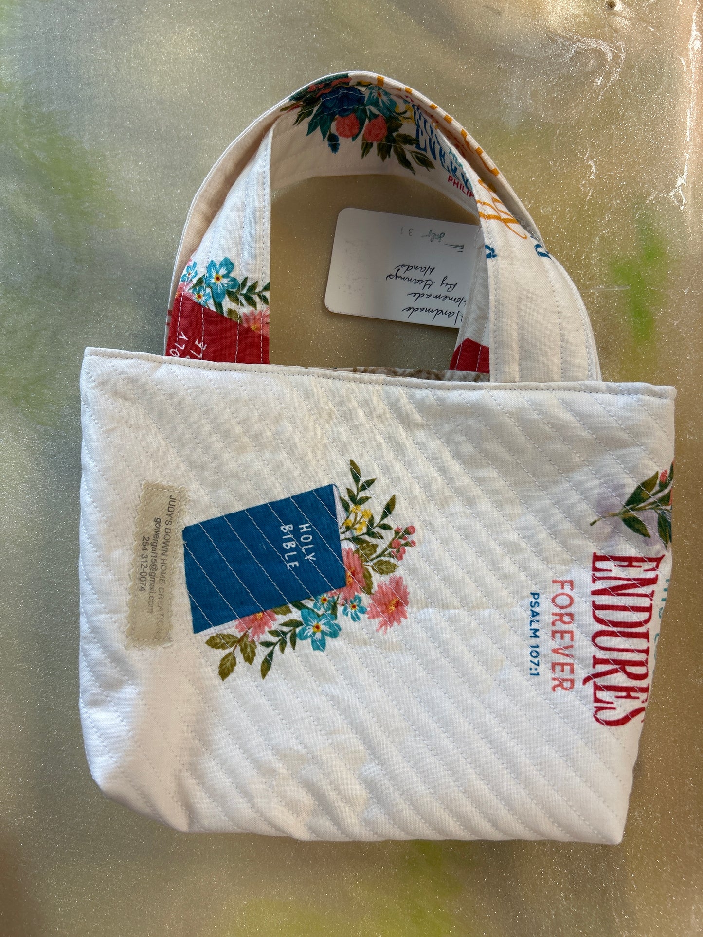 Small Bag with notepad, pen and highlighter
