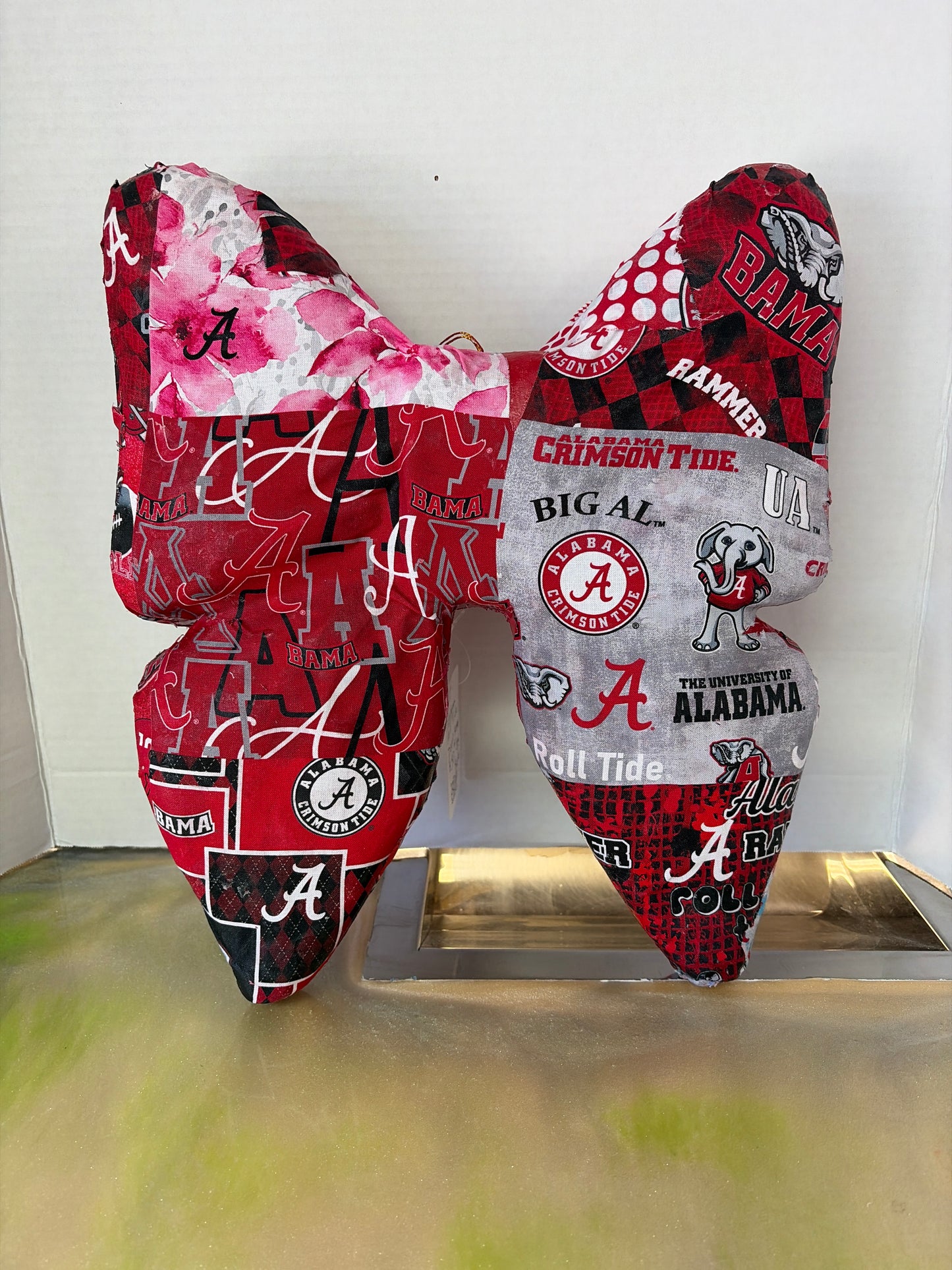 Alabama bow door hanger