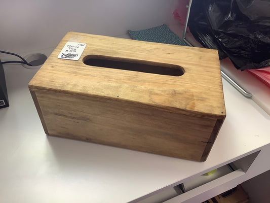 Wooden tissue box