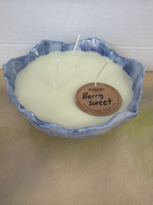 Berry sweet soy candle