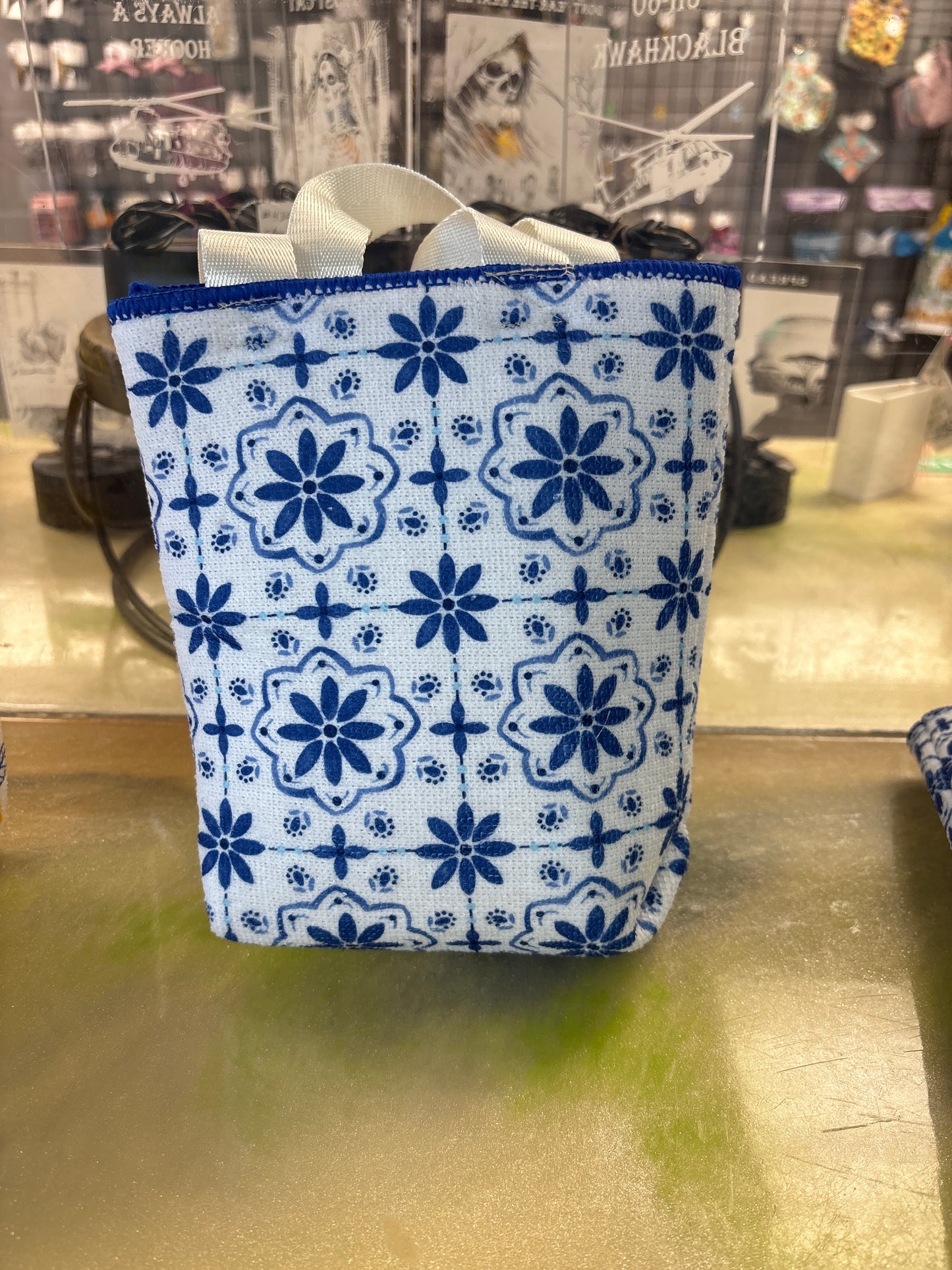 Blue tote