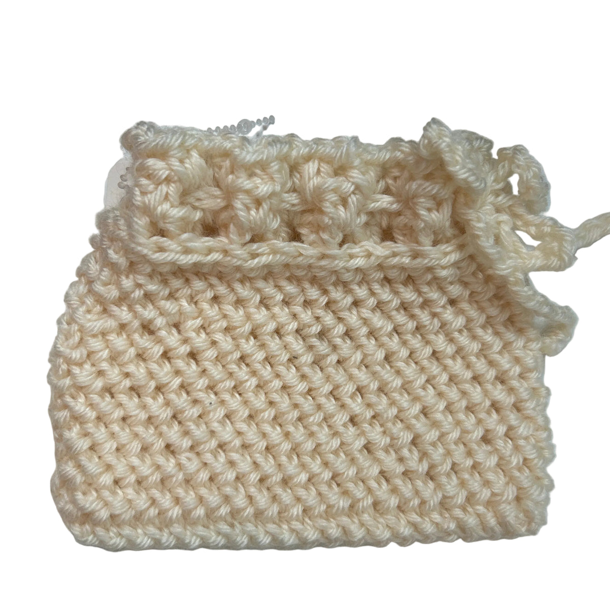 Mini crochet bag with tie