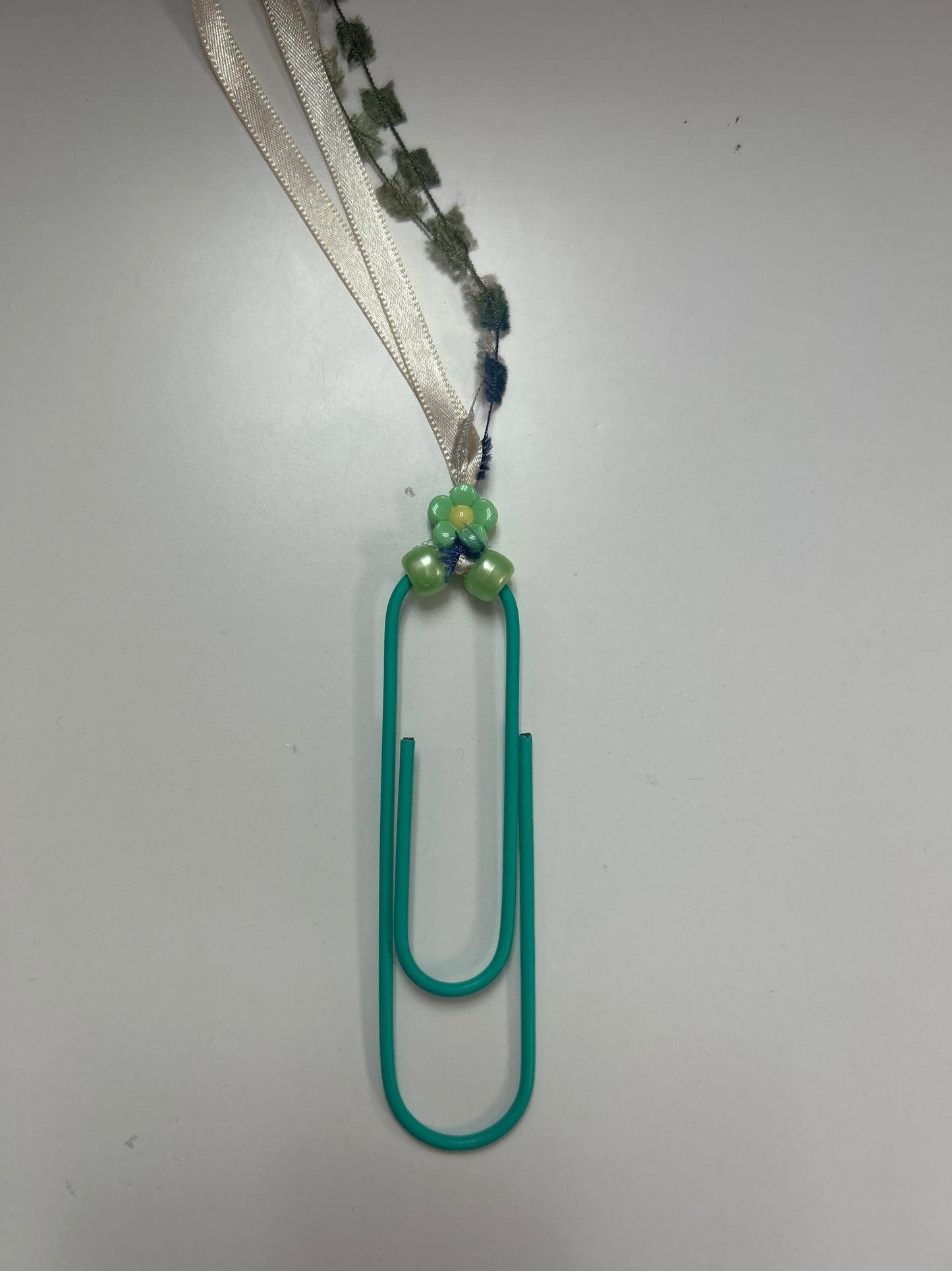 Jumbo Paper Clip bookmarks
