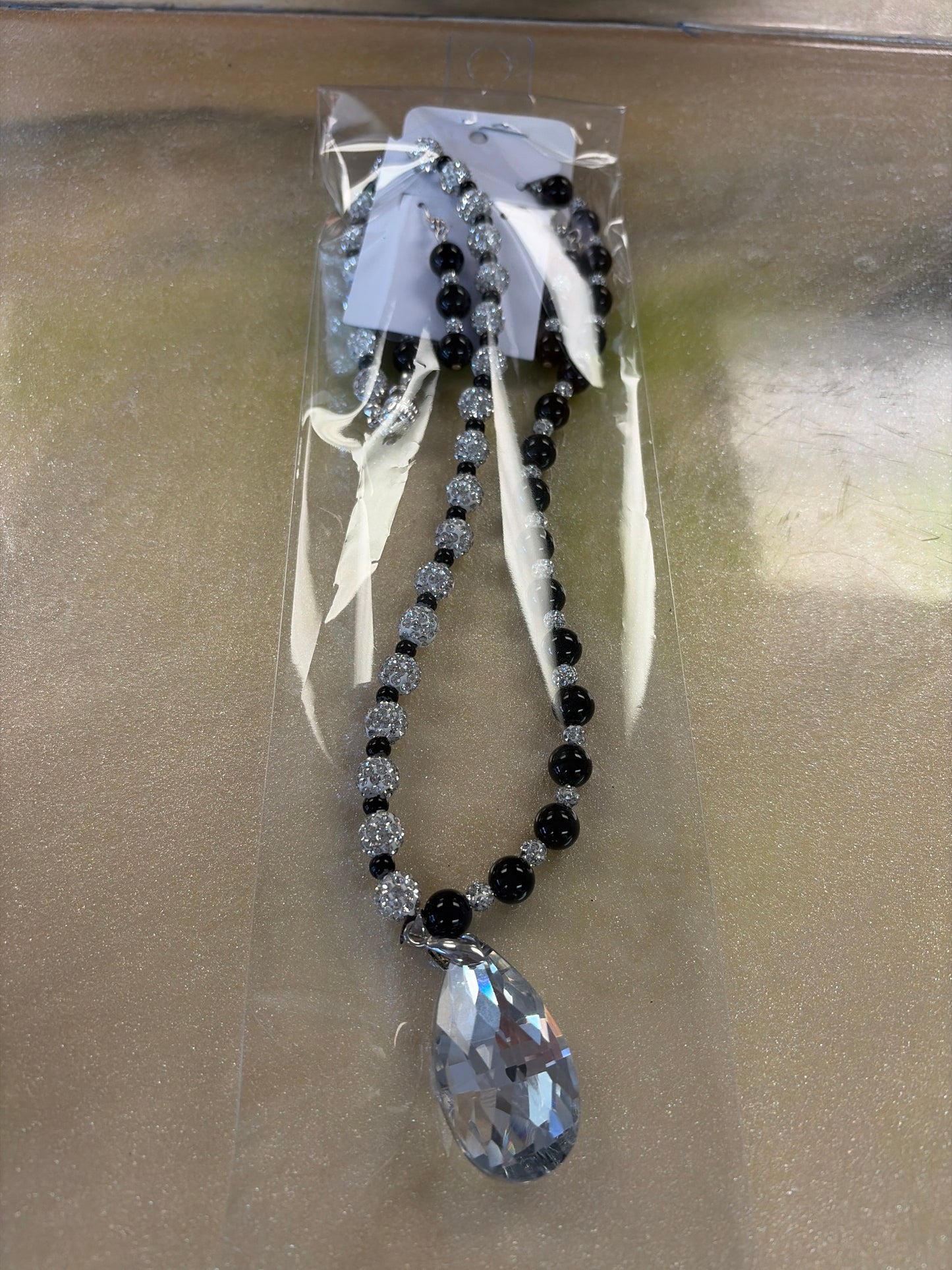 Necklace & Earring set