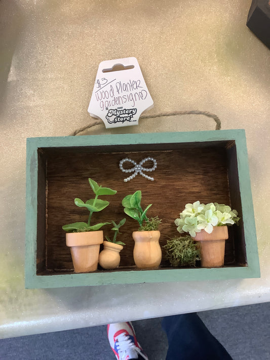 Wood Planter Garden Sign
