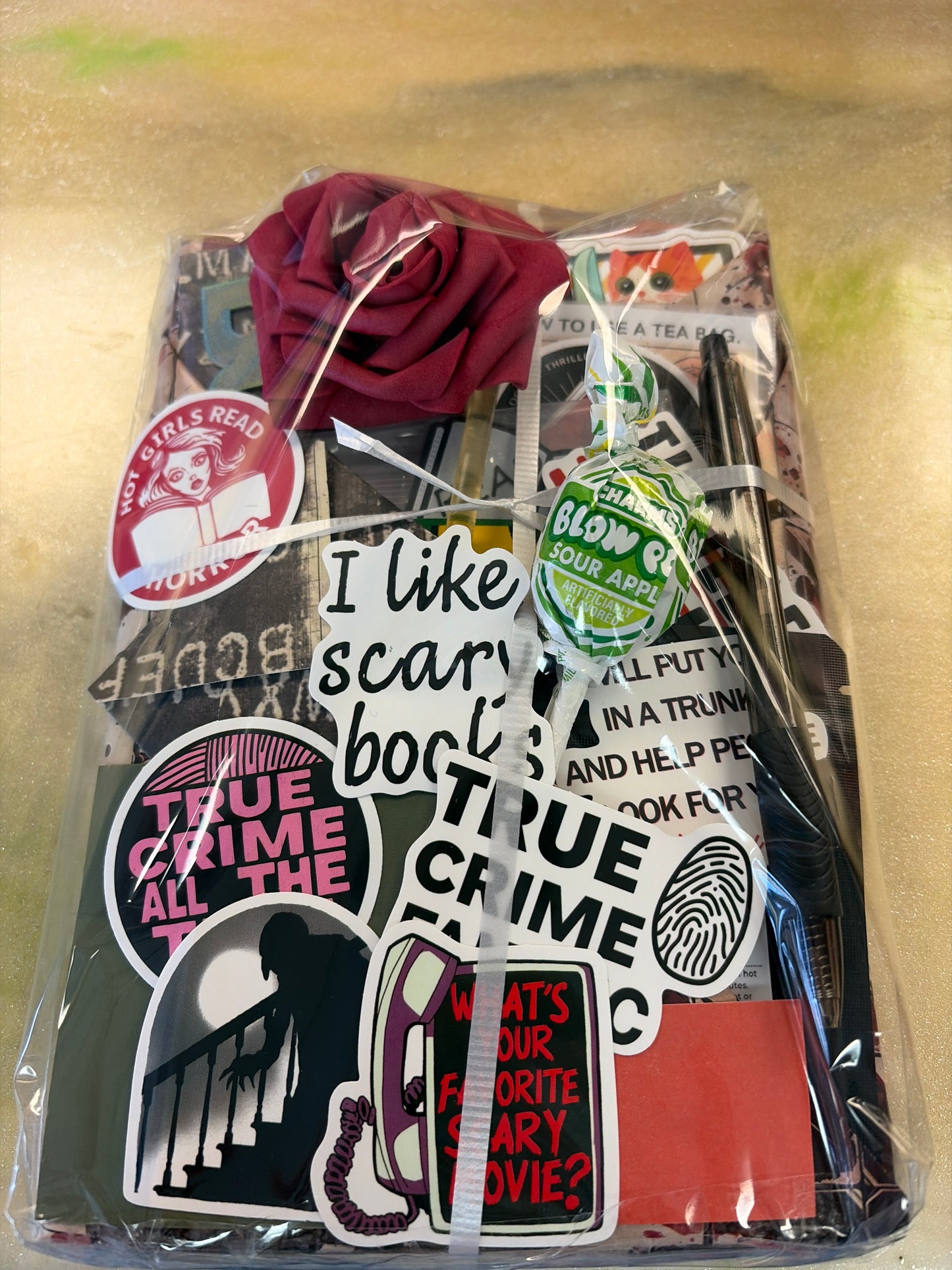 Blind date with a book-Horror