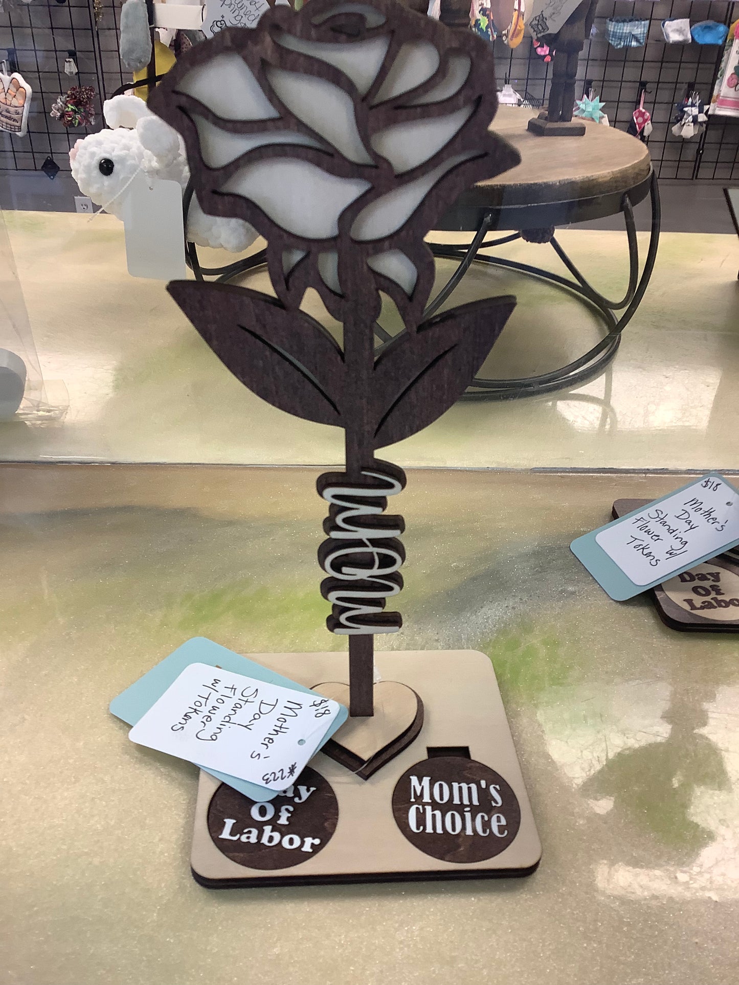 Mothers Day Flower with Tokens