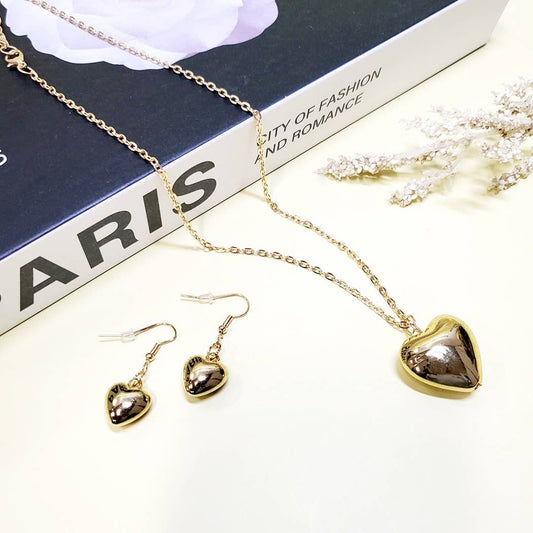 Heart Pendant Necklace and Earrings Set: Assorted Color / ONE SIZE